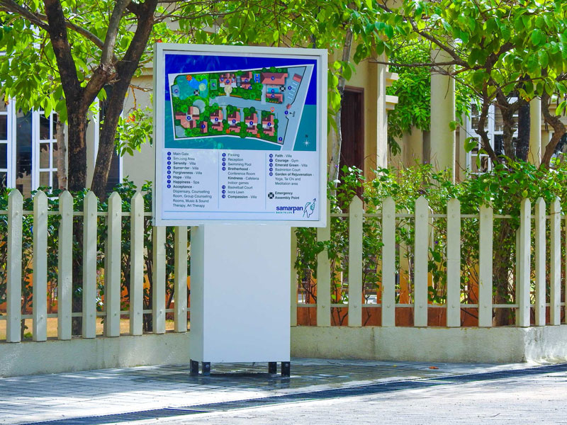 Facility Signage - Pylon site navigator Design